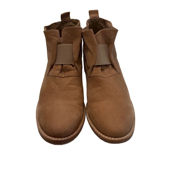 Eileen Fisher Women’s Tan Leather Pull On Ankle Boots Booties Shoes Sz 7.5 - Picture 1 of 11